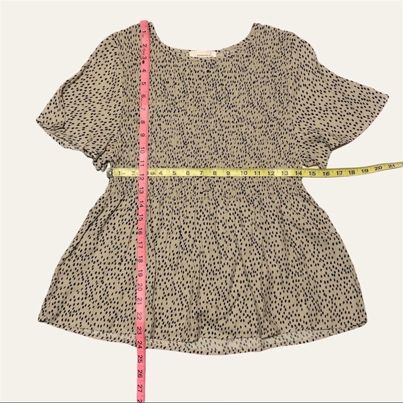 NWOT Urban Romantics Blouse - Picture 7 of 7